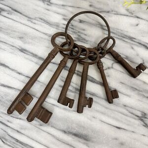 Decorative Cast Iron Replica Skeleton Keys 5 On A Metal Key Ring